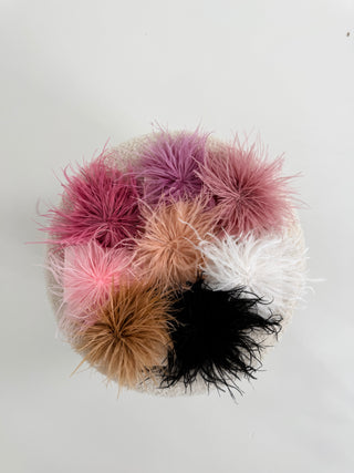 Feder Brosche-weiss-schwarz-altflieder-altrosa-beige-fuschia-pastelrosa-levelone