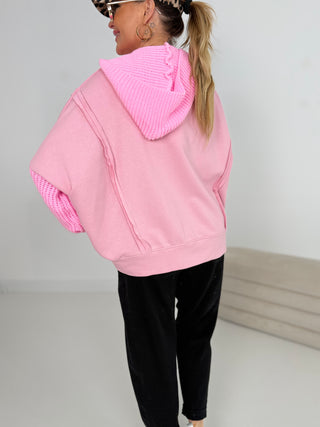 Hoodie mit Ziernähten in Rosa