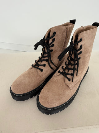Boots 2509013-18