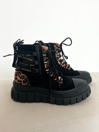 Sneaker-schwarz-leo-damen-levelone