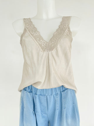 Top med blonder 2501092-95