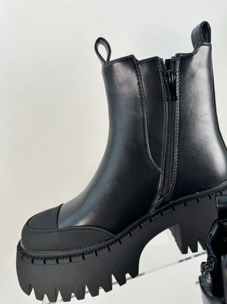 Boots 2310330-35